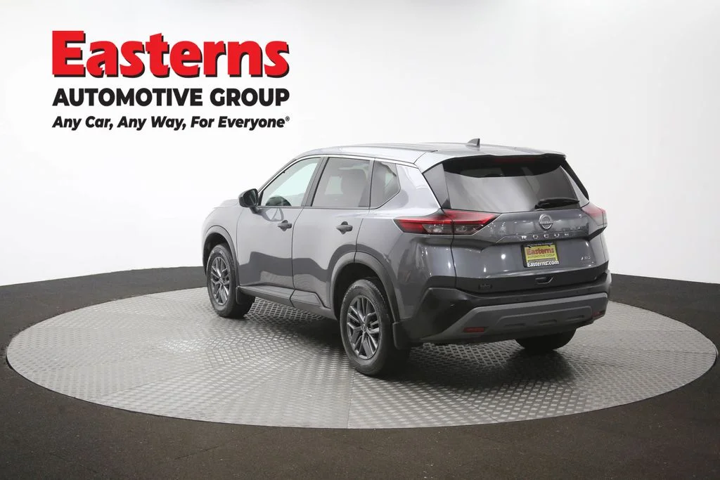 Used 2023 Gray Nissan S image 64