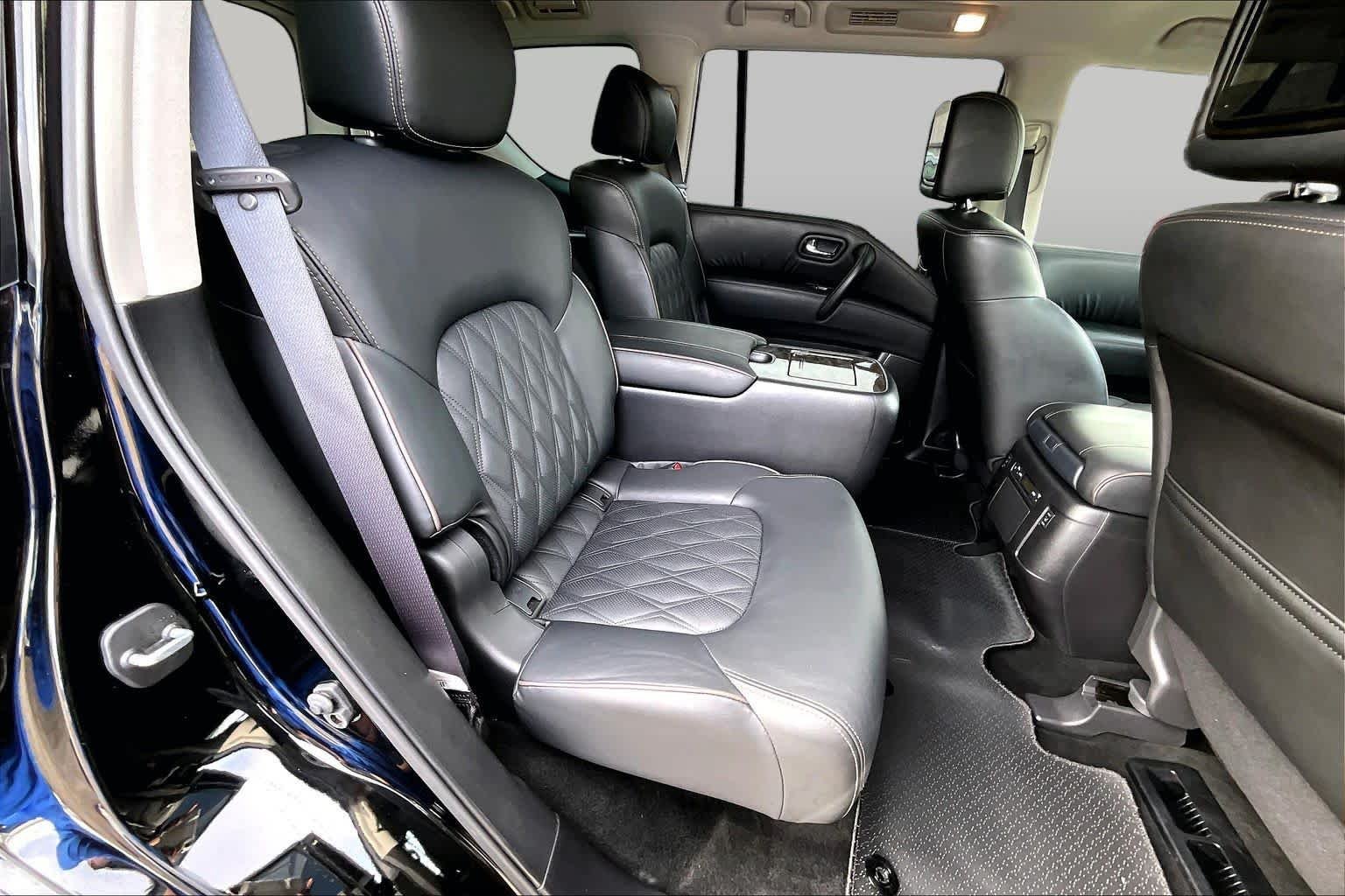 Used 2023 Super Black Nissan Platinum image 22