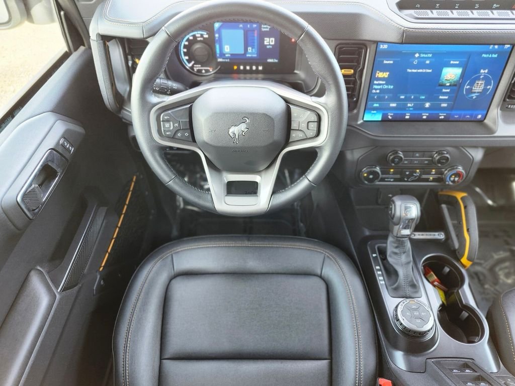 Used 2024 Green Ford Badlands image 13