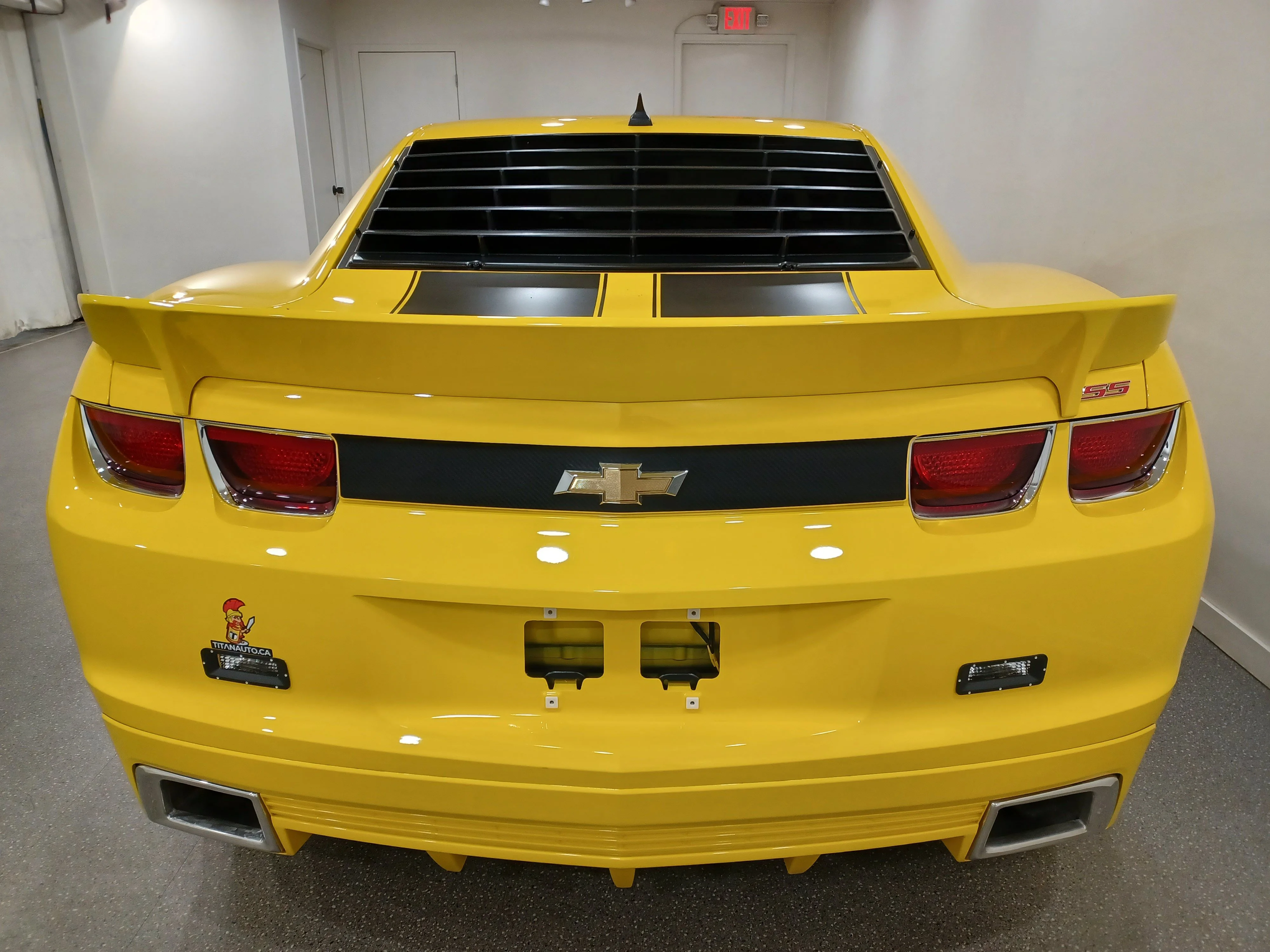 Used 2010 Rally Yellow Chevrolet 2SS*426HP!! | Rally Yellow | 6spd Manual | BBK Intake | Hurst Shifter |  Htd Leather | Sunroof image 21
