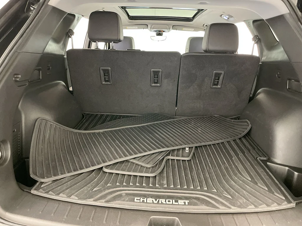 Used 2023 Black Chevrolet LT image 27