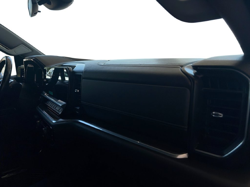2022 Chevrolet Silverado 1500 LT - Photo 30