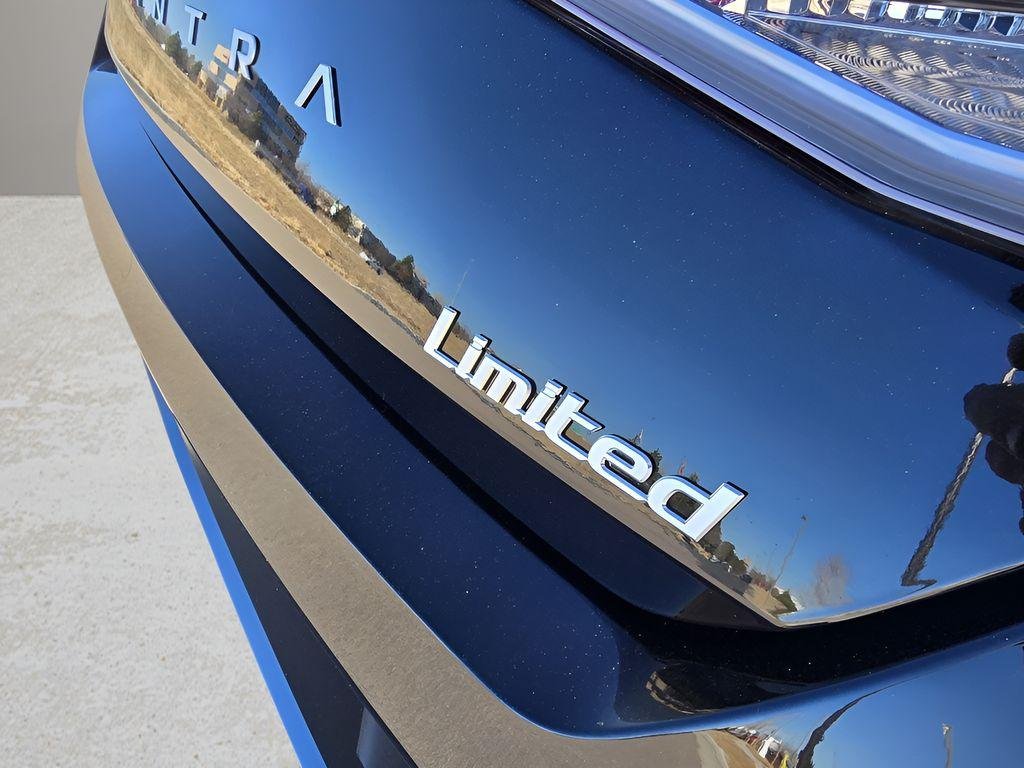 New 2026 Abyss Black Hyundai Limited image 10