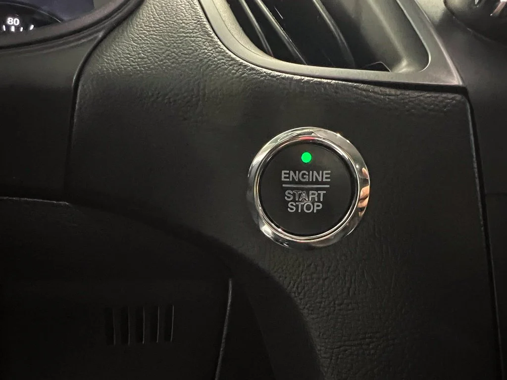 Used 2019 Black Ford SE image 22