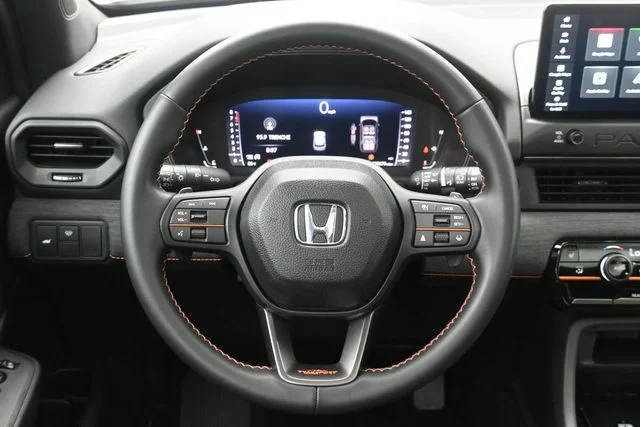 Certified Used 2026 Platinum White Pearl Honda TrailSport image 25