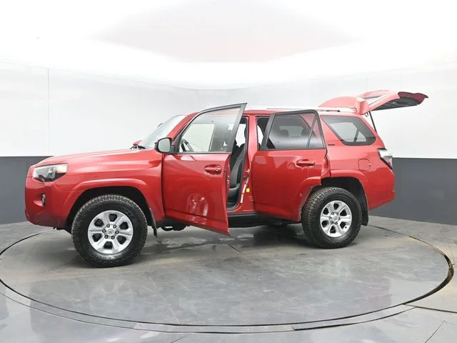 Used 2018 Barcelona Red Metallic Toyota SR5 image 52