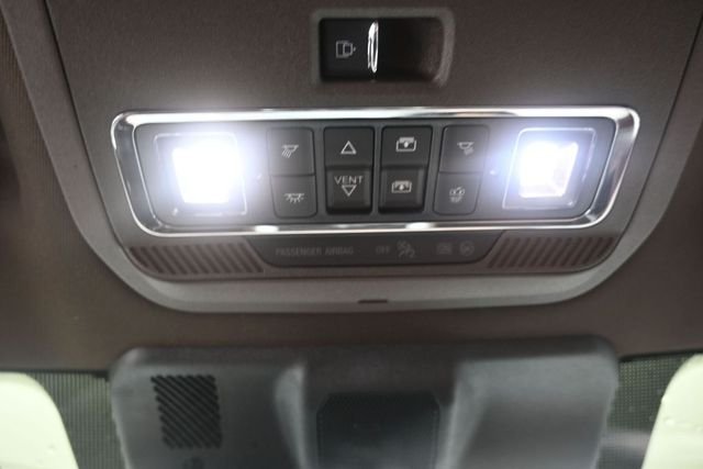 Used 2025 Brown Ford King Ranch image 29