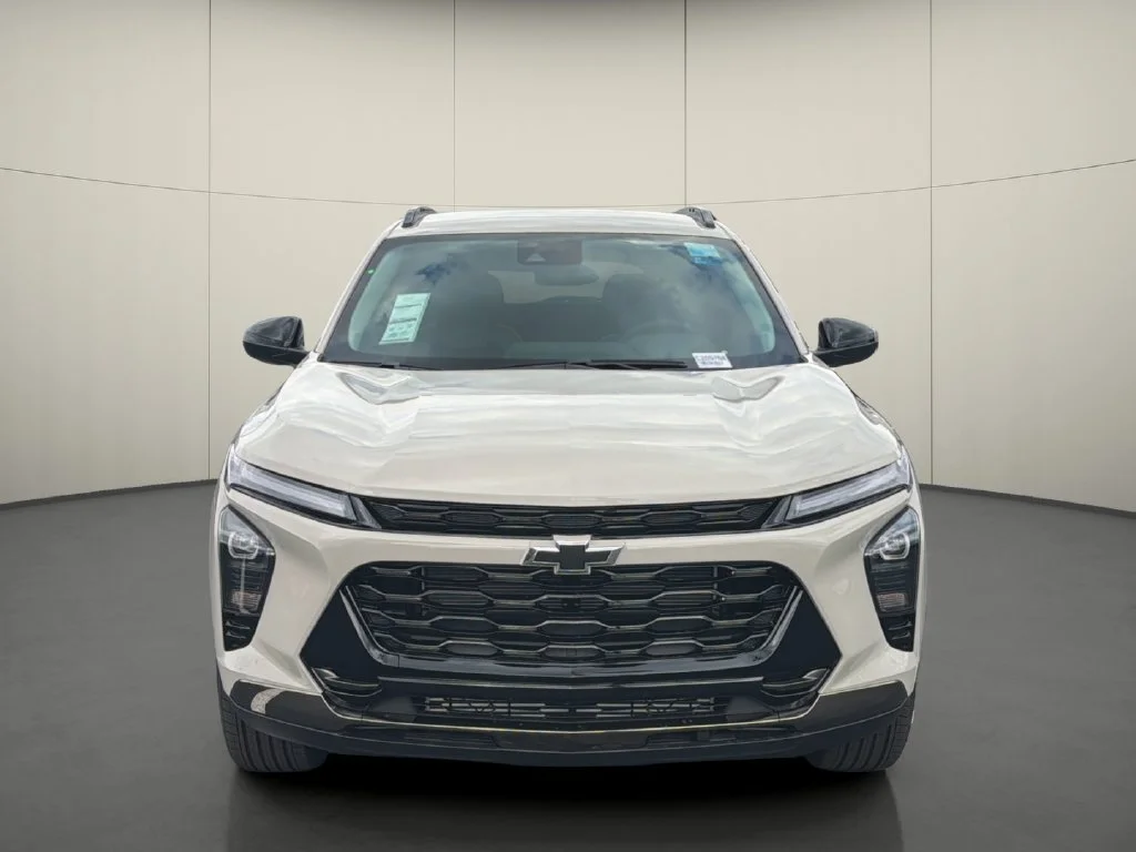 New 2026 White Sands Chevrolet ACTIV image 2
