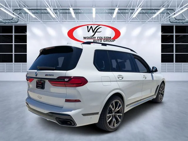 Used 2021 White BMW M50i image 3