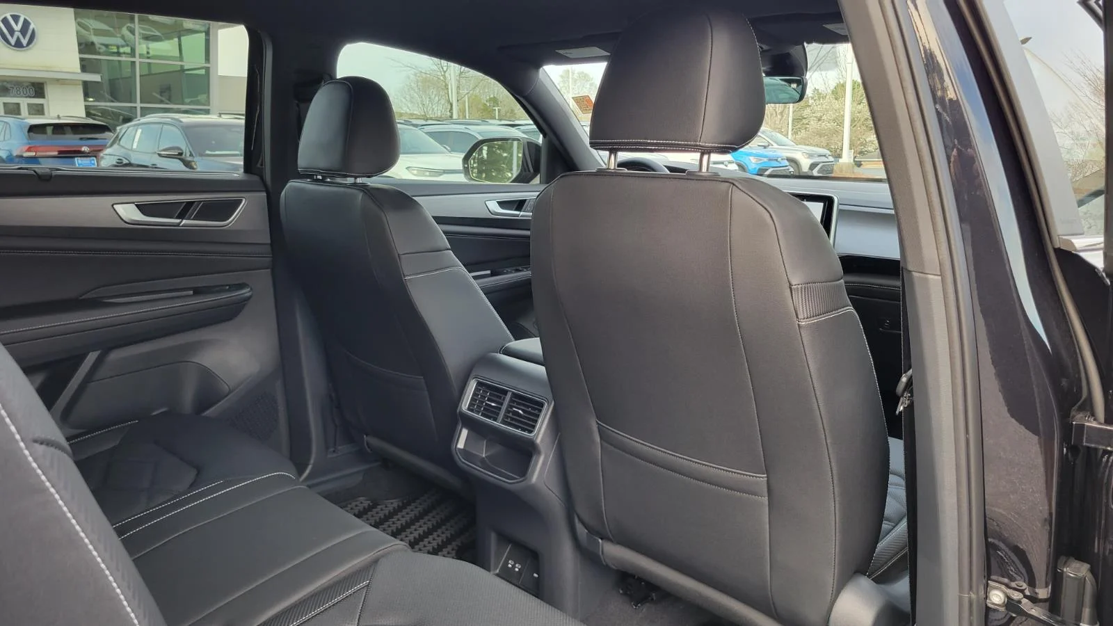 New 2026 Deep Black Pearl Volkswagen 2.0T SE w/Technology image 44