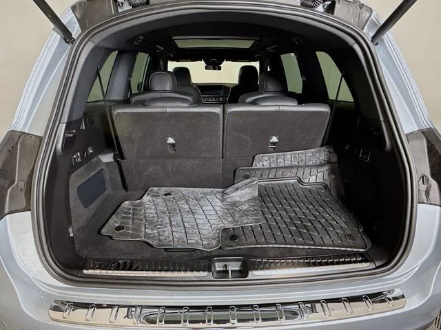 Used 2025 Silver Mercedes-Benz GLS 580 image 28