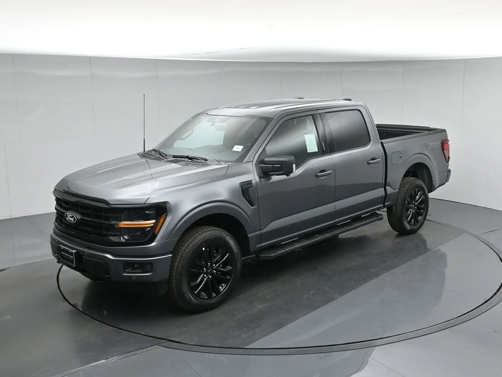 New 2026 Carbonized Gray Metallic Ford XLT image 37