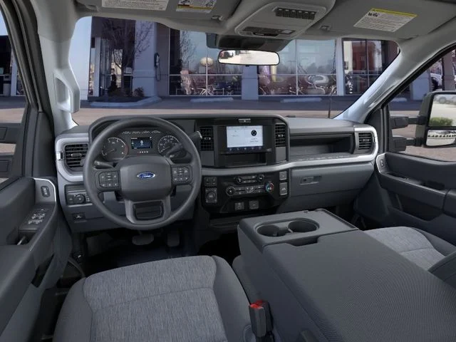 New 2026 Oxford White Ford XL image 9