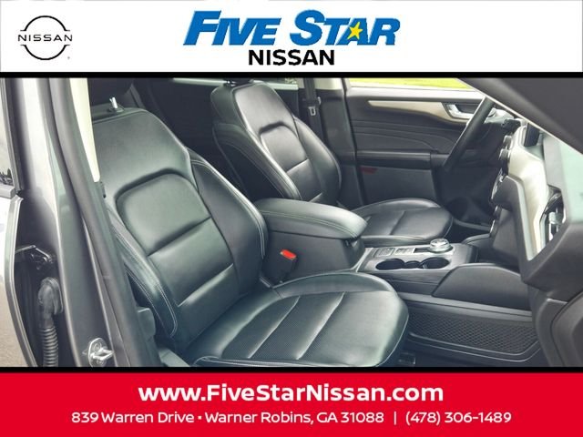 Used 2021 Gray Ford SEL image 17