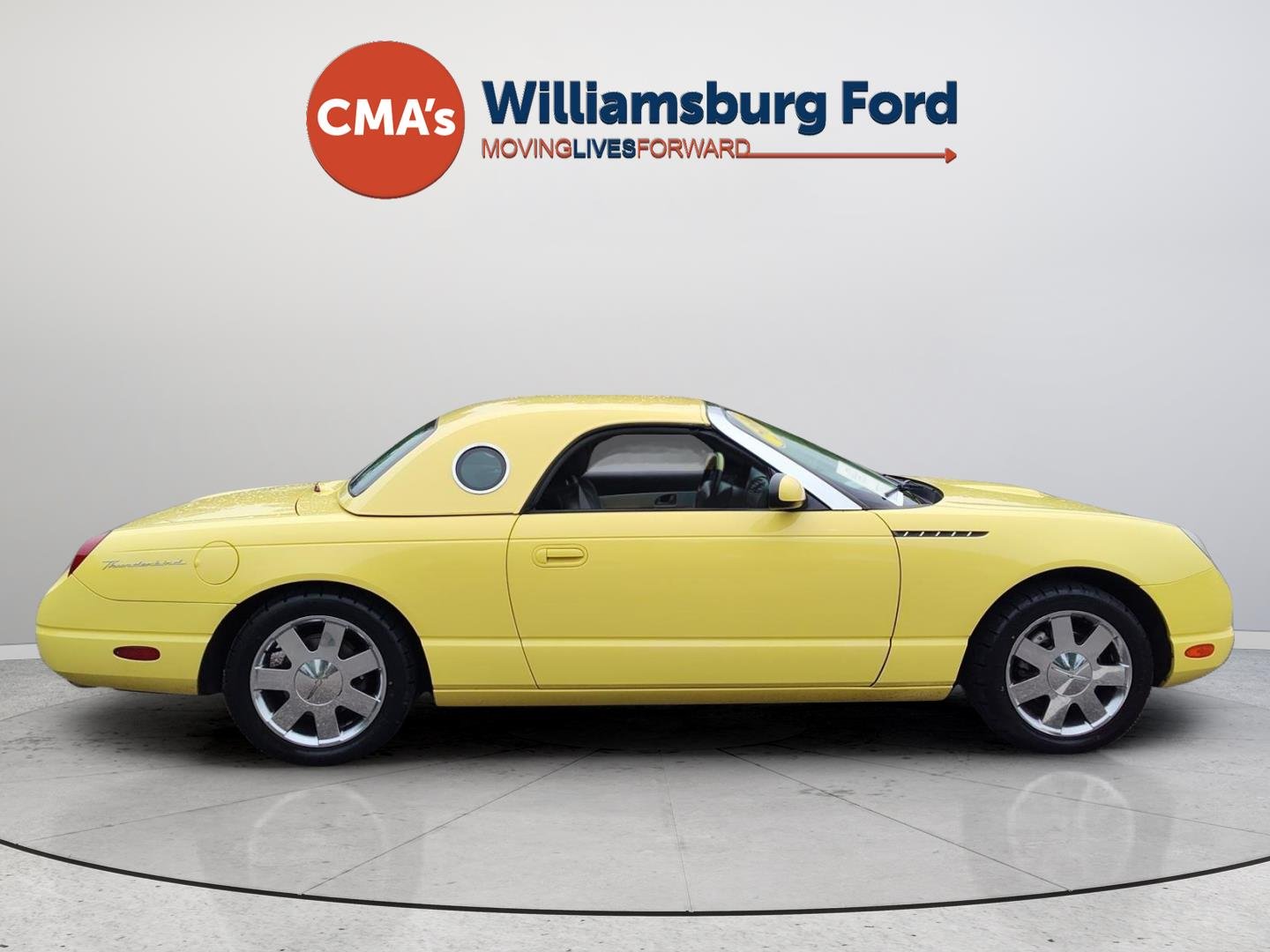 Used 2002 Inspiration Yellow Ford Deluxe image 6