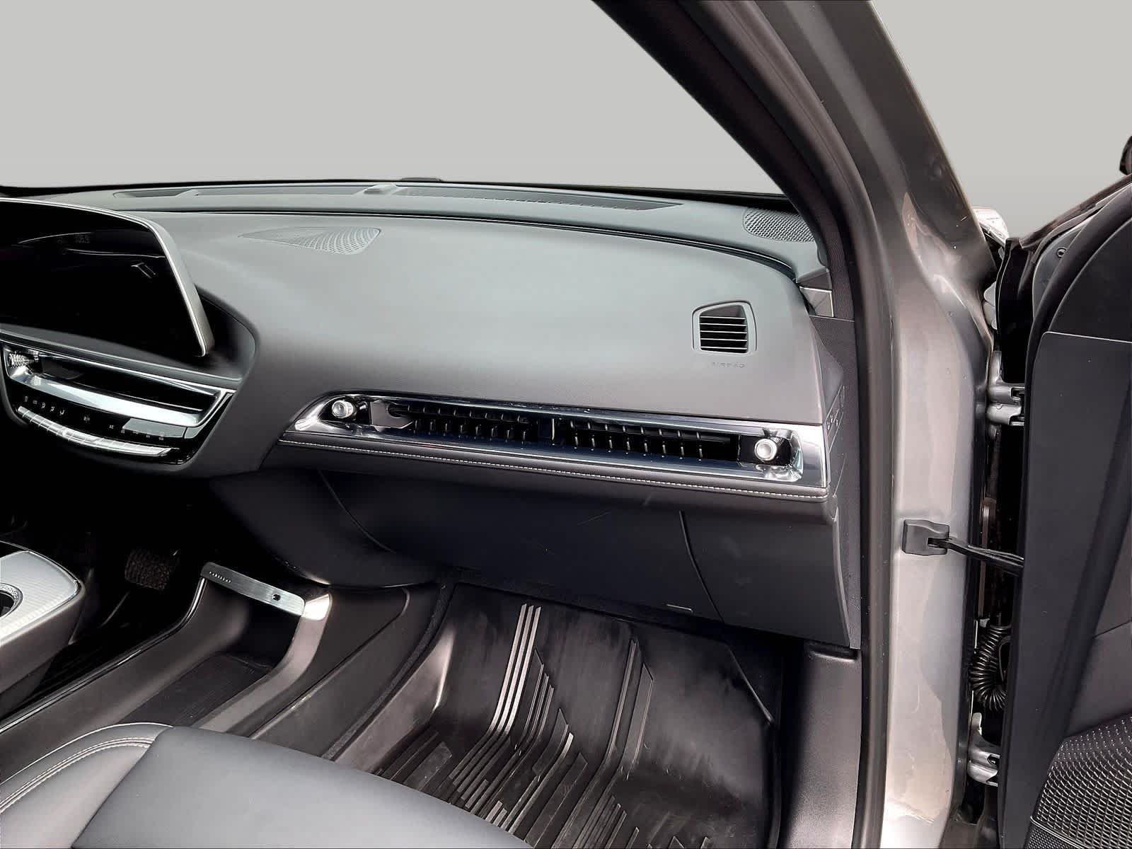 2024 Cadillac LYRIQ Tech - Photo 28