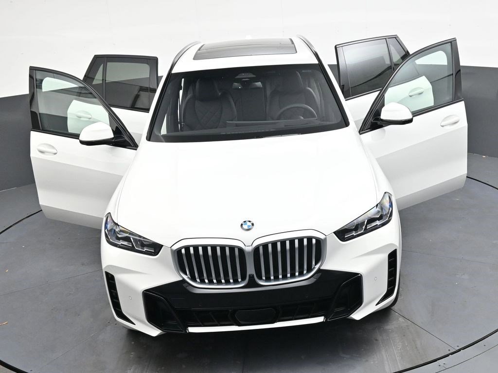 Used 2026 Alpine White BMW xDrive40i image 35