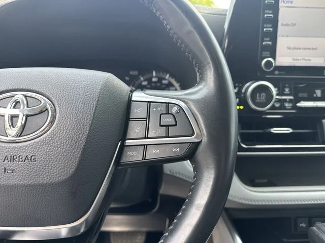 Used 2021 White Toyota Limited image 19