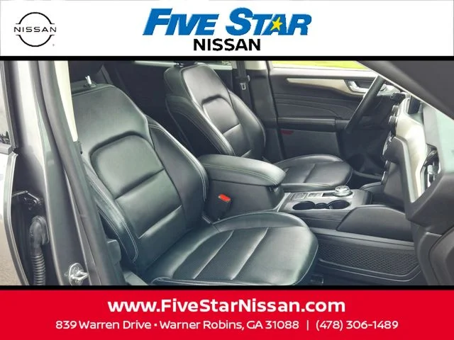 Used 2021 Gray Ford SEL image 17