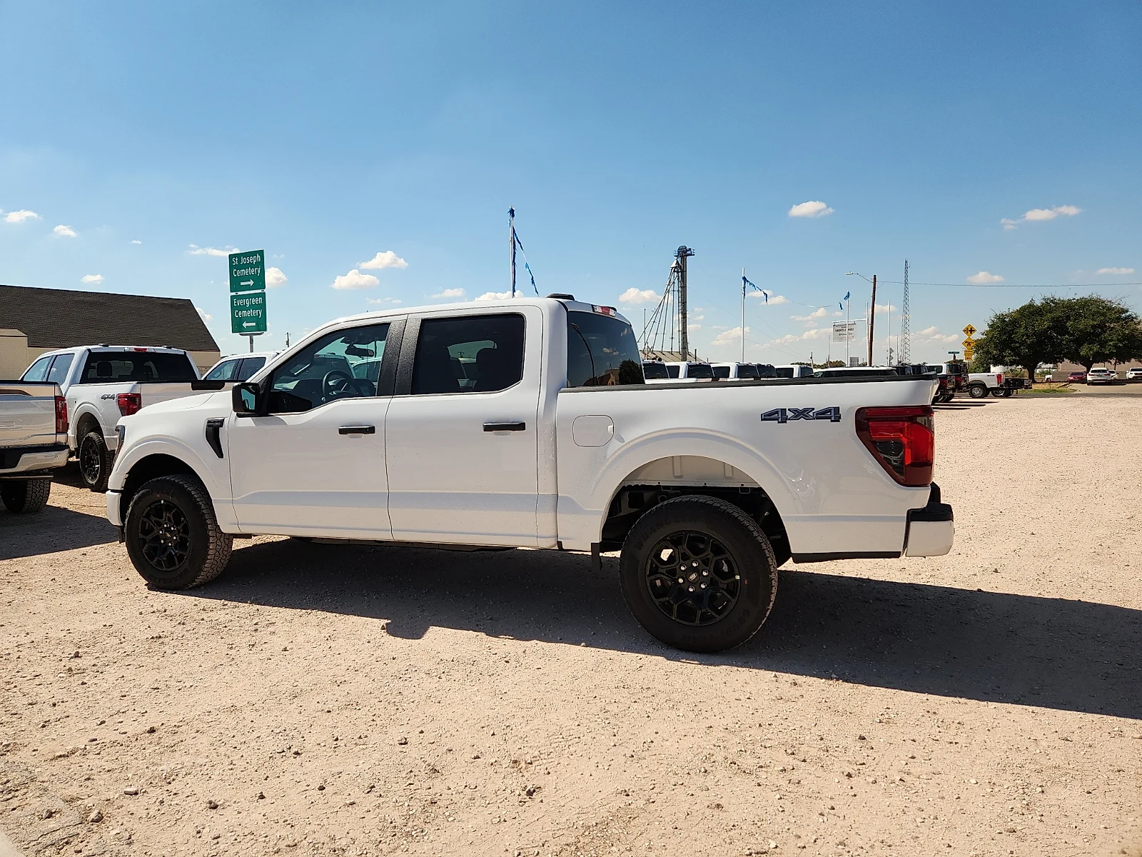 New 2026 Oxford White Ford STX image 4