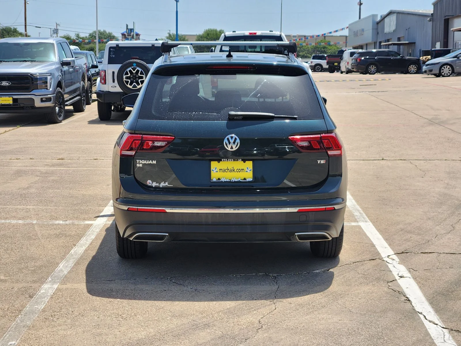 Used 2018 Green Volkswagen 2.0T SE image 5