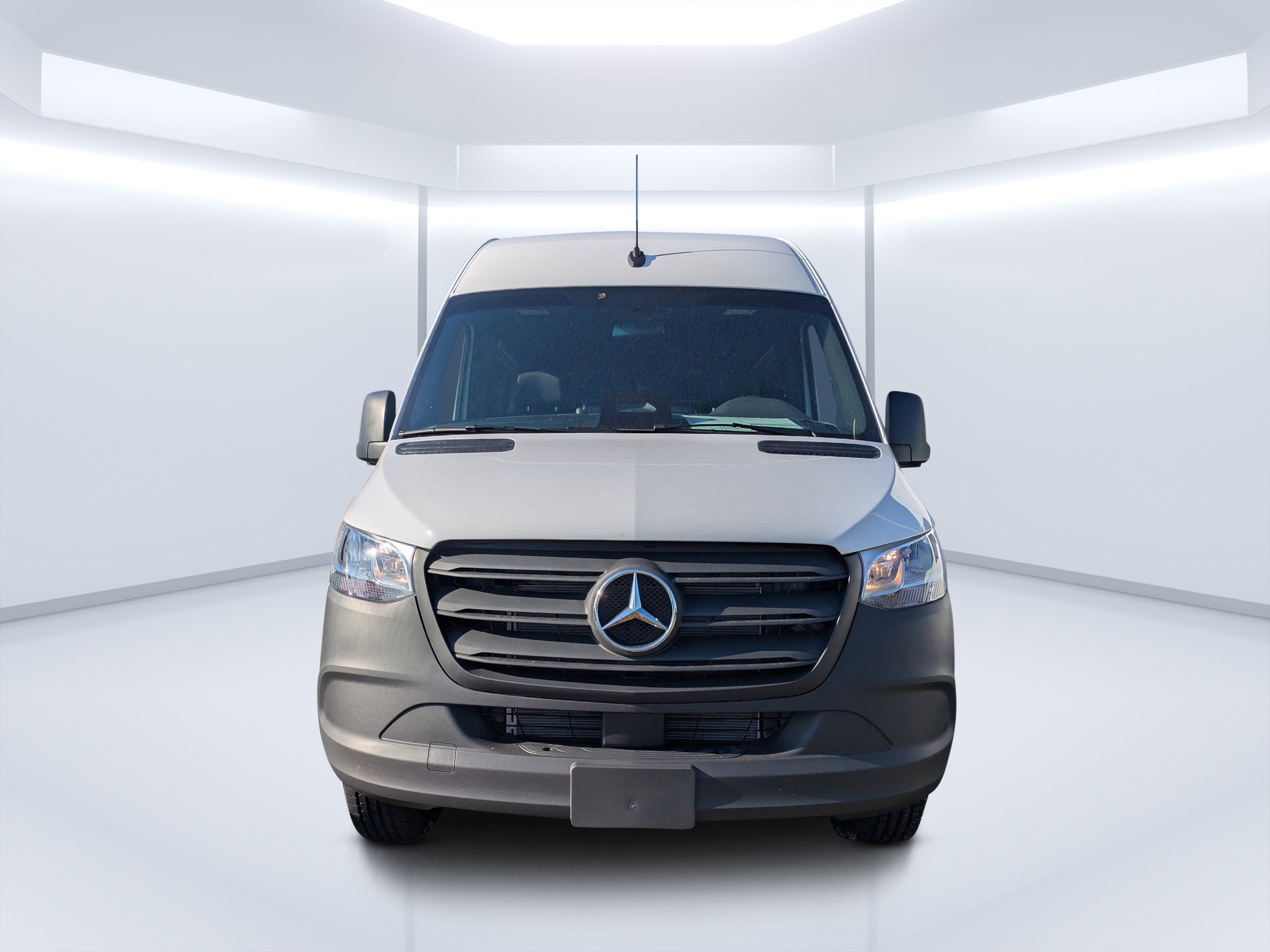 2026 Mercedes-Benz Sprinter Crew Van Base - Photo 8