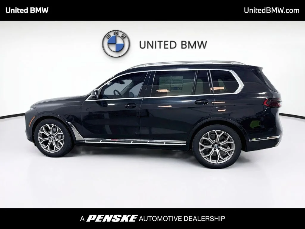 Used 2024 Black Sapphire Metallic BMW xDrive40i image 8
