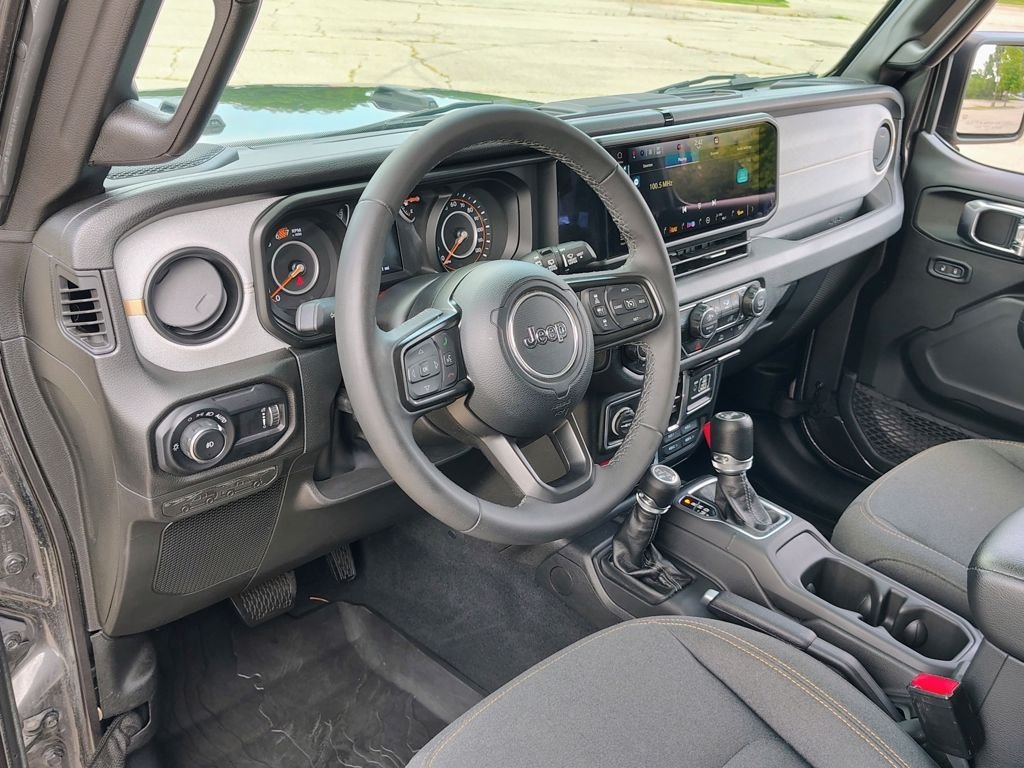 Used 2025 Gray Jeep Willys image 25