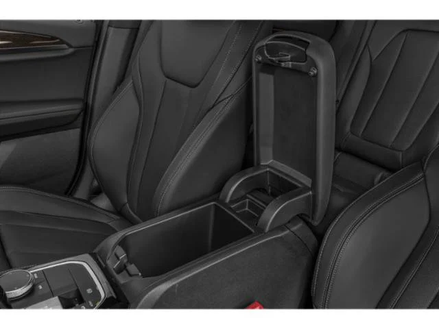Used 2022 Dark Graphite Metallic BMW xDrive30i image 17