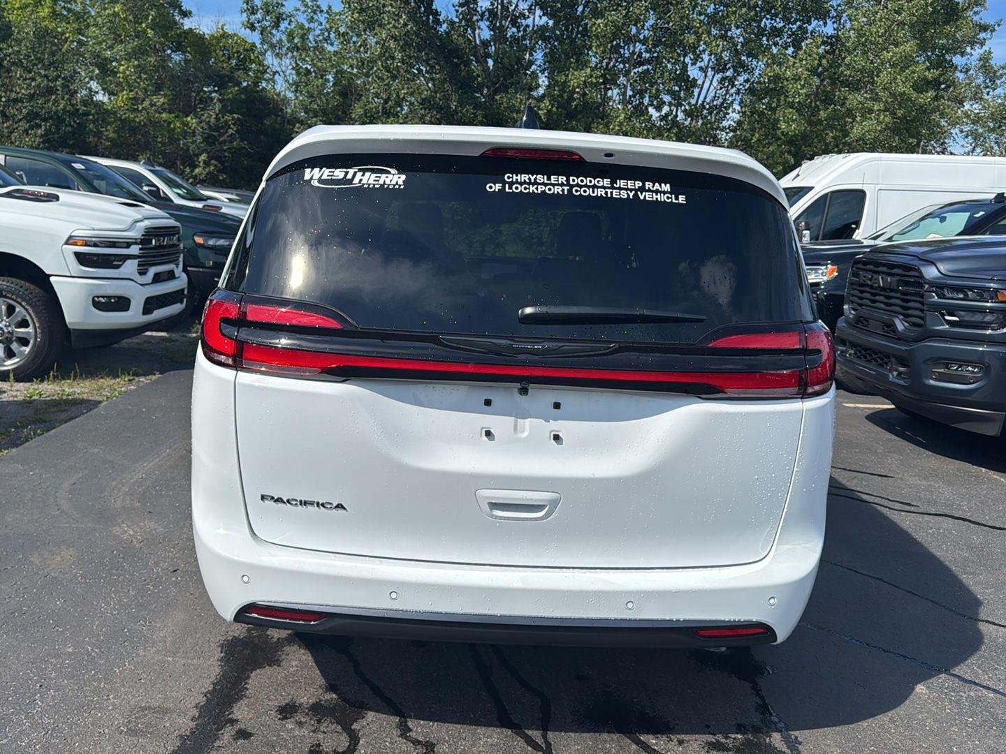 Used 2026 Bright White Clearcoat Chrysler Select image 12