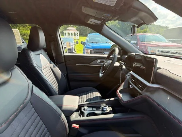 New 2026 Agate Black Metallic Ford ST-Line image 39