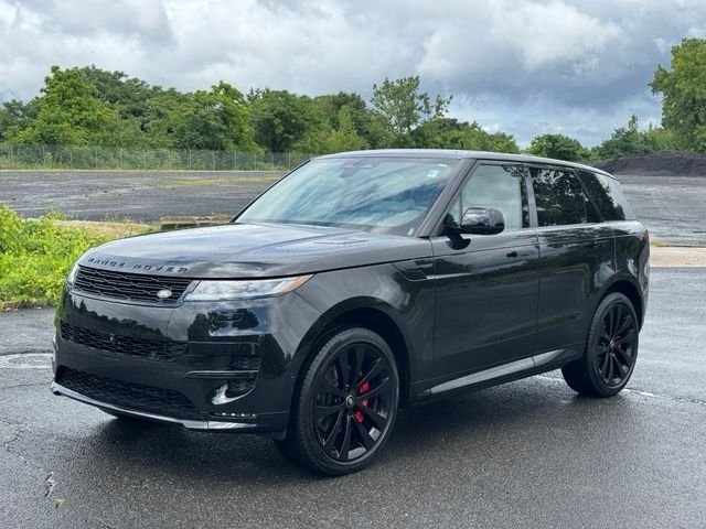 Certified Used 2024 Black Land Rover Dynamic SE image 1