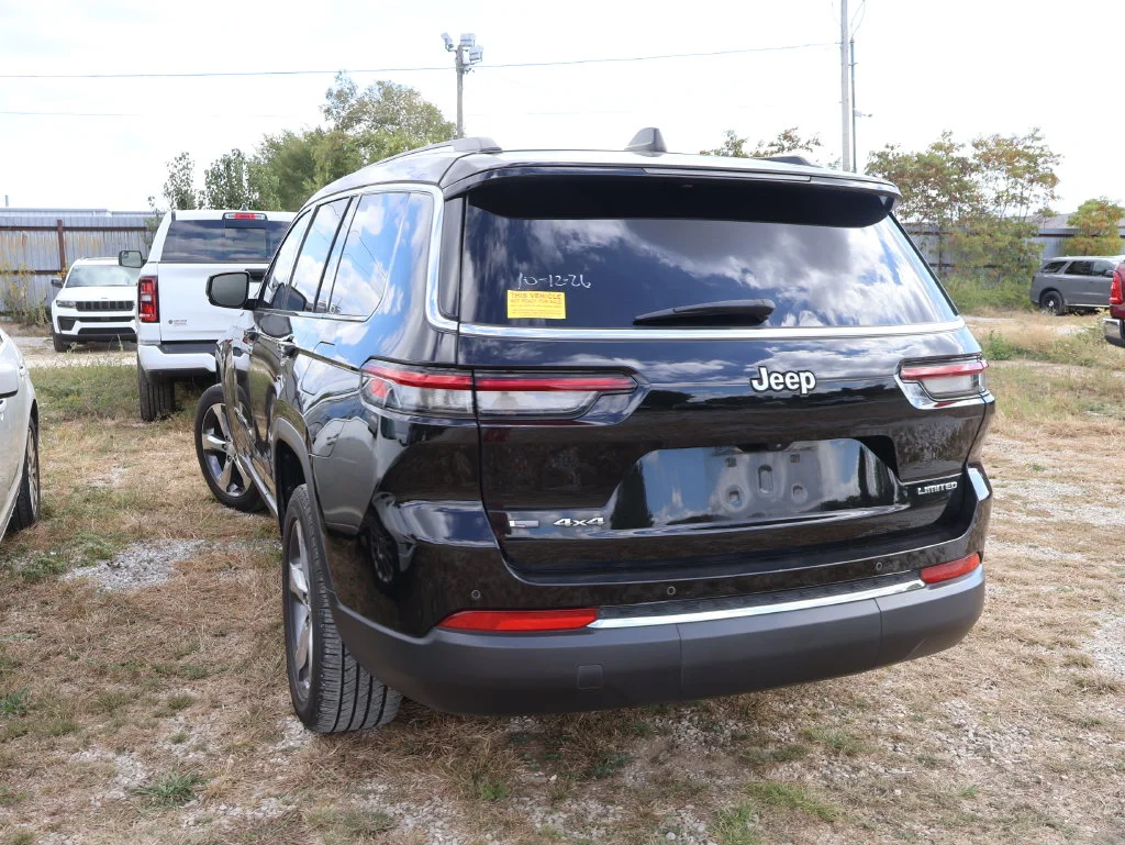 Used 2021 Black Jeep Limited image 22