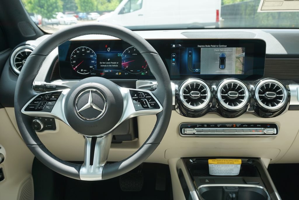 2025 Mercedes-Benz GLB Base - Photo 54