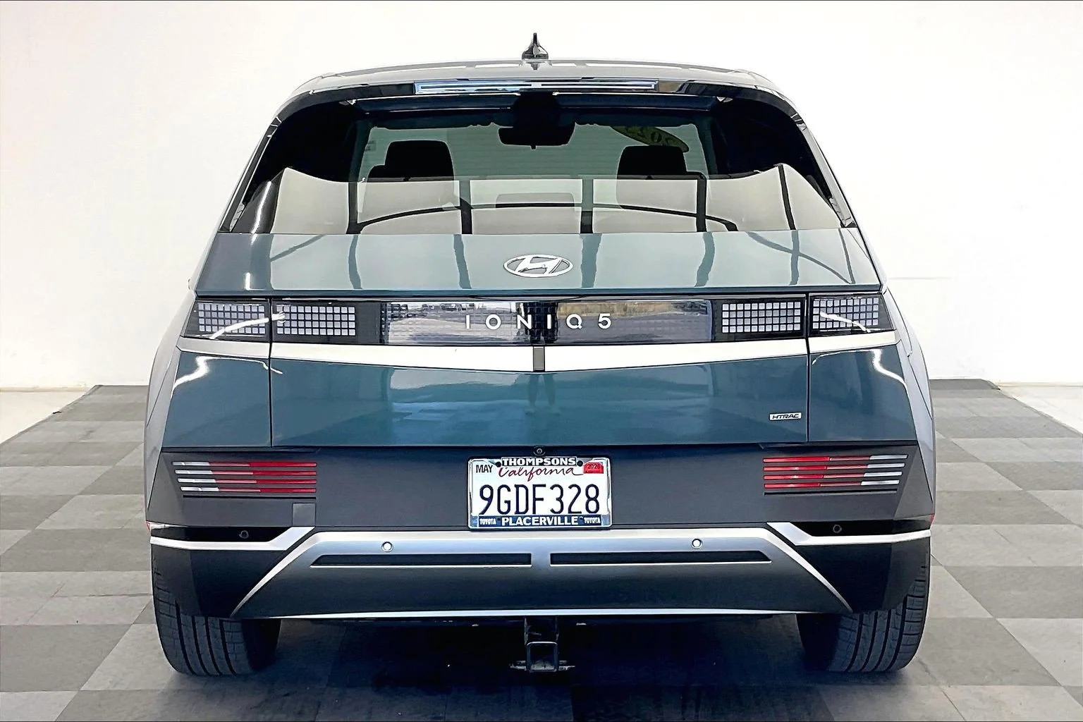 Used 2023 Digital Teal Hyundai SE image 3