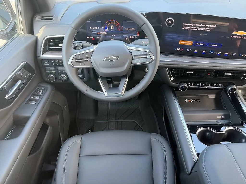 2026 Chevrolet Suburban Z71 - Photo 11