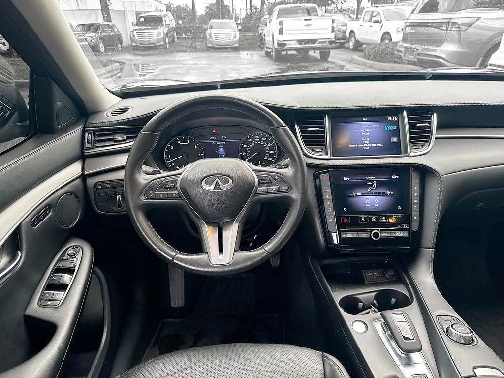 Certified Used 2023 Black INFINITI LUXE image 24