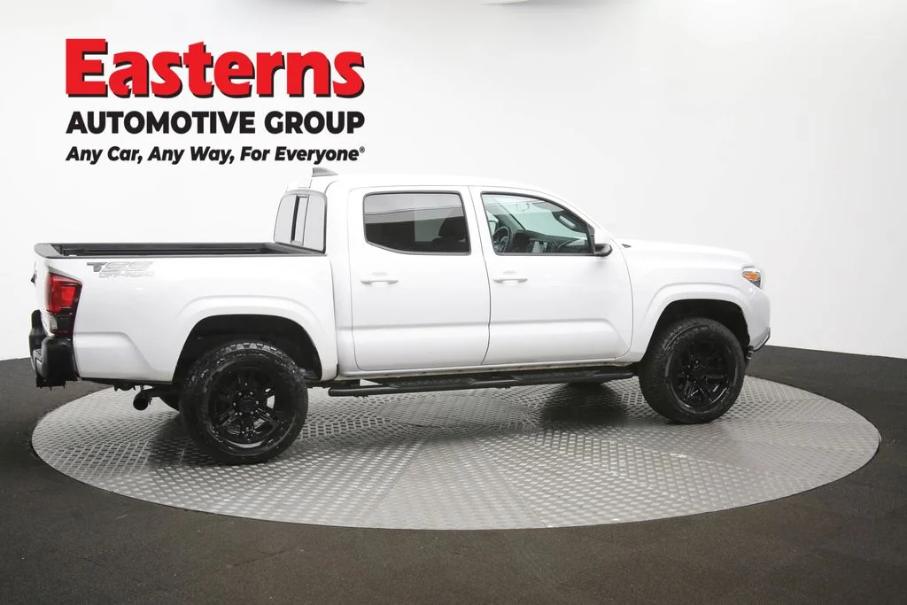 Used 2021 White Toyota SR image 43