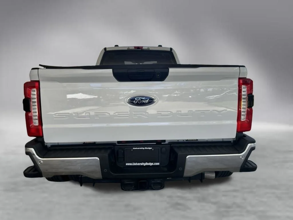 Used 2025 White Ford XL image 30