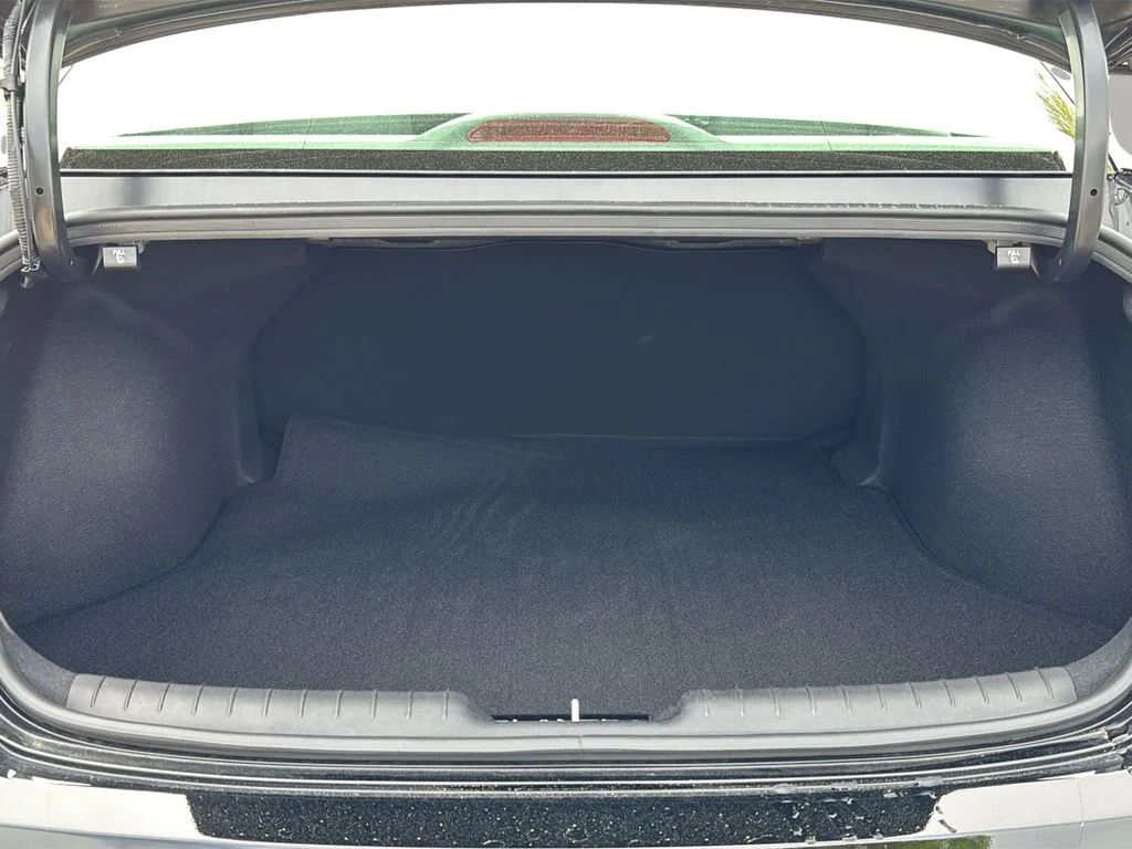 Certified Used 2025 Abyss Black Hyundai SEL Sport image 10