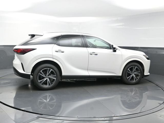 Used 2024 White Lexus 350 image 8