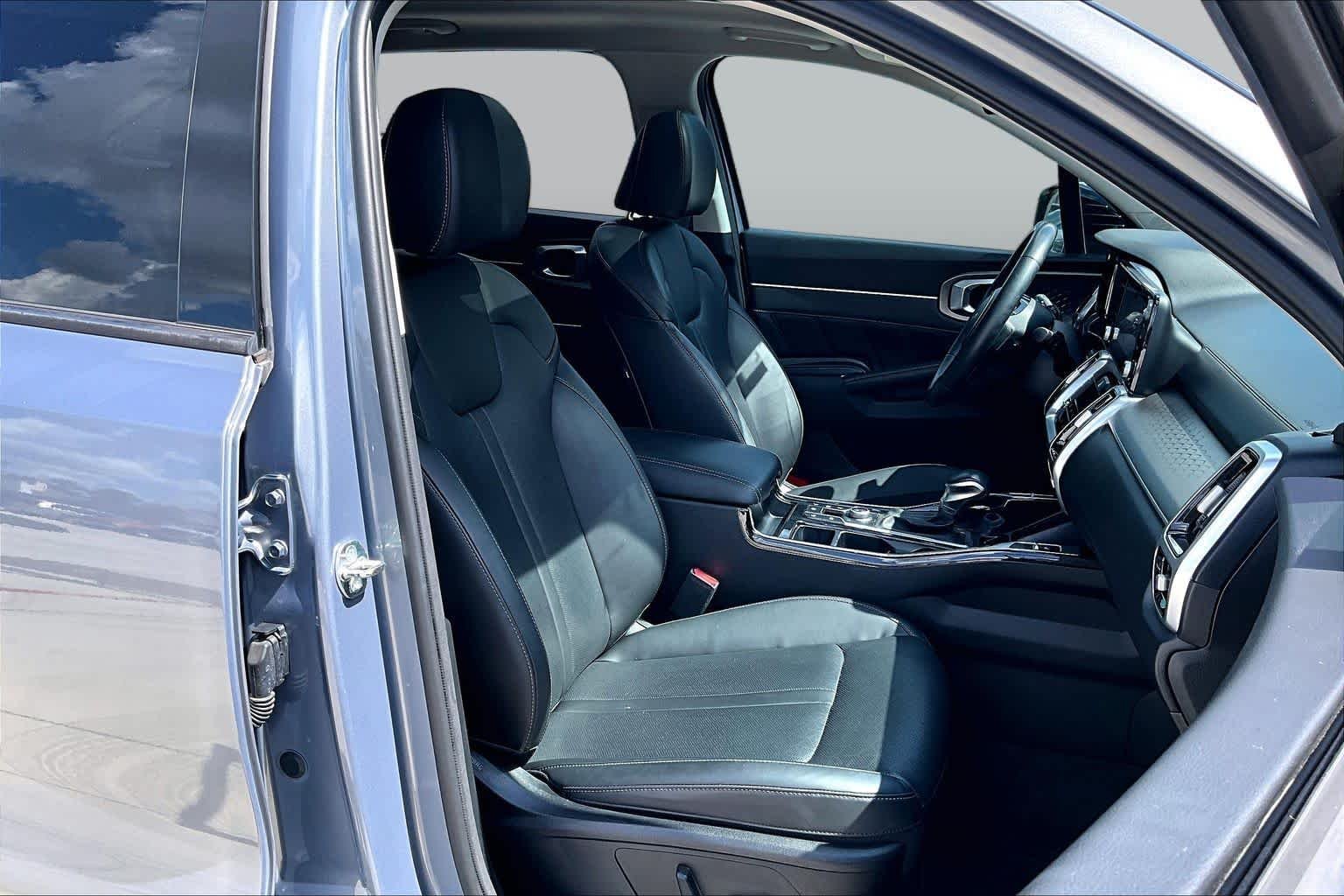 Used 2023 Everlasting Silver Kia SX image 9