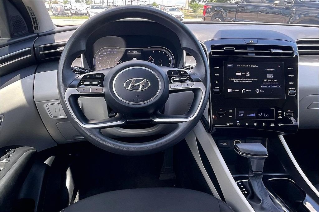Used 2024 Black Hyundai SEL image 8