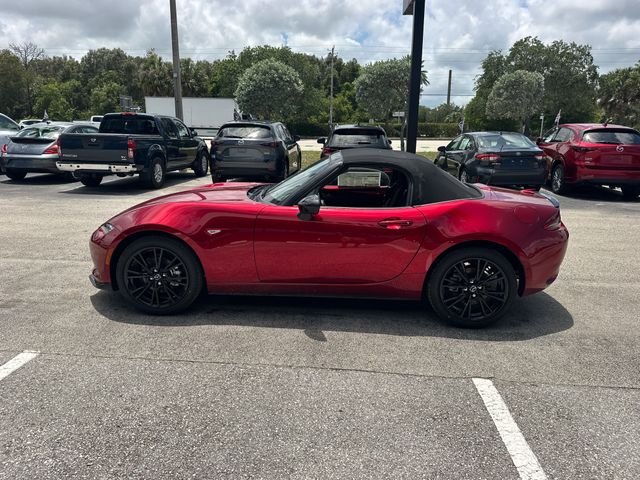 Used 2026 Red Mazda Club image 12