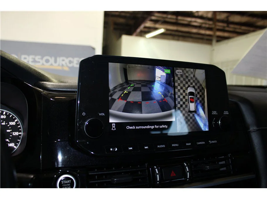 Used 2022 Super Black Nissan SL image 32