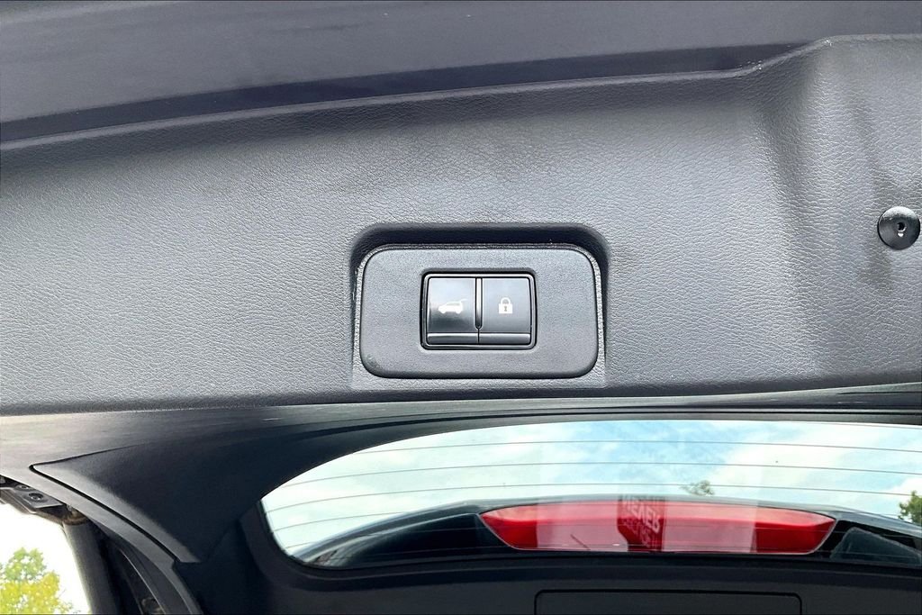 Used 2024 Black Nissan SL image 28