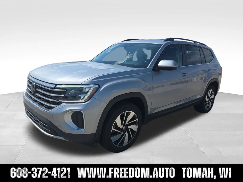 Used 2024 Silver Bird Metallic Volkswagen 2.0T SE w/Technology image 2
