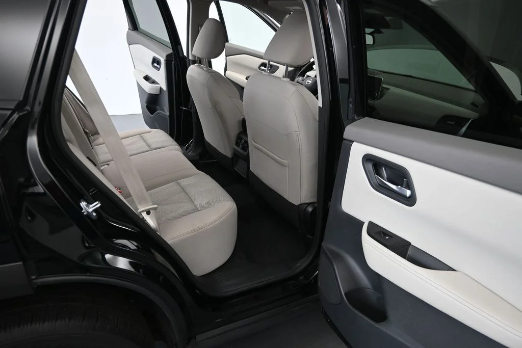 Used 2025 Black Nissan SV image 16