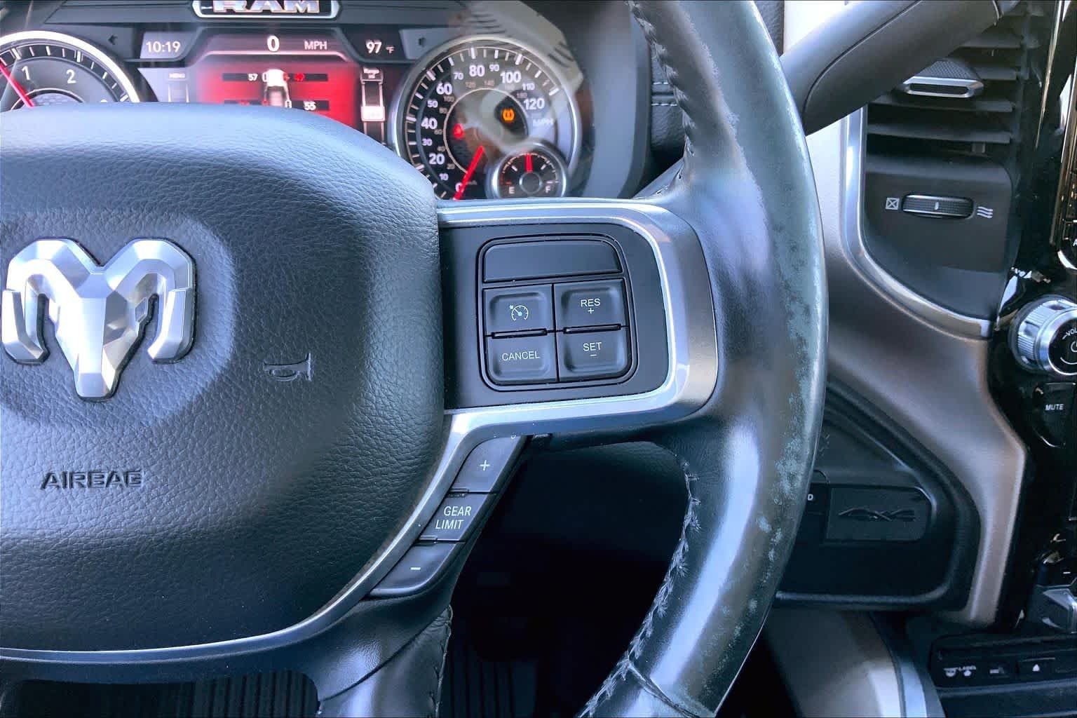 Used 2019 Blue Streak Pearlcoat Ram Laramie image 24
