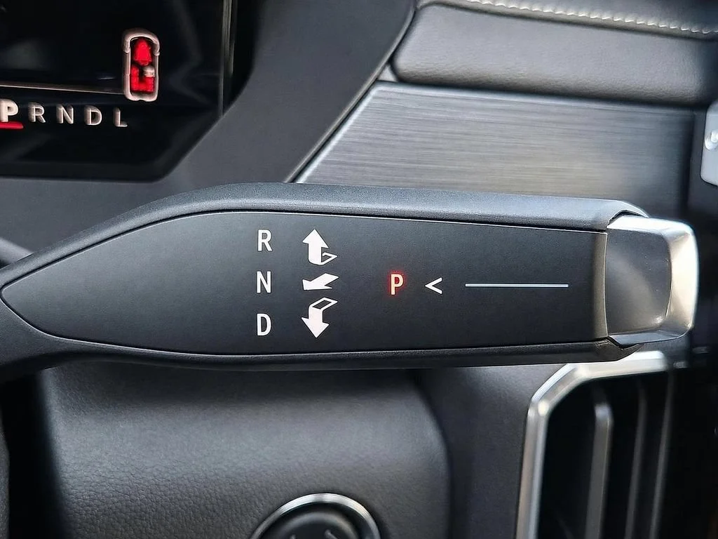 2026 GMC Acadia Elevation - Photo 17